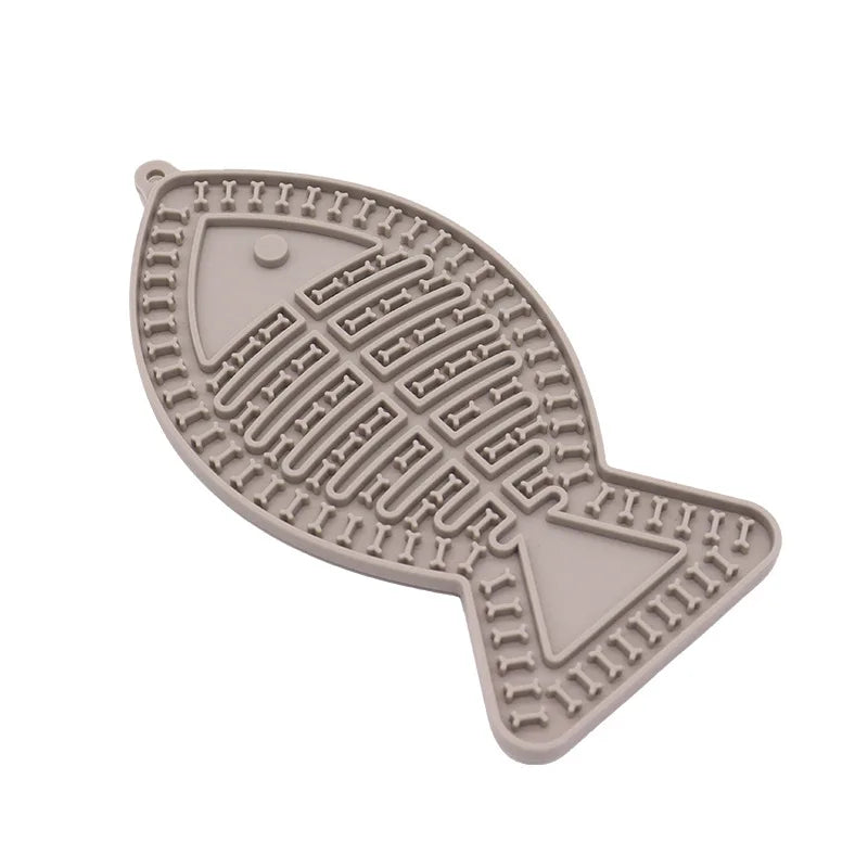 Pet Supplies Silicone Pet Licking Mat Cat Anti-Choking with Slow Food Bowl Puppy Bath Distracted Licking Plate Cutlery